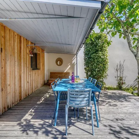 Maison Côté Bassin Pensión 4*